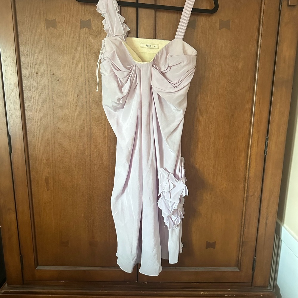 Prada Elegant Lavender Dress with Ruffle Details